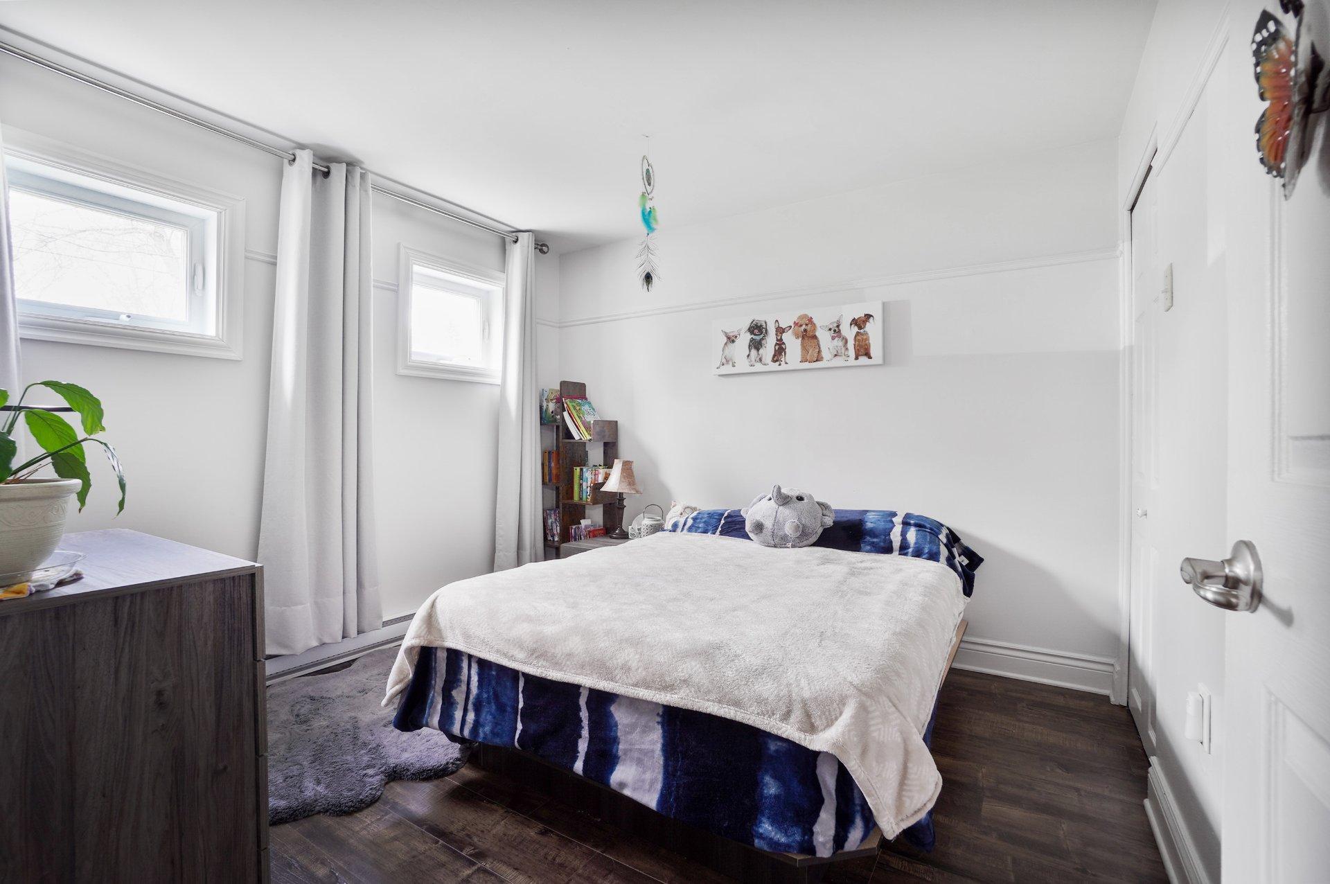









1B


Rue Olier

,
Saint-Basile-le-Grand,




QC
J3N1L6

