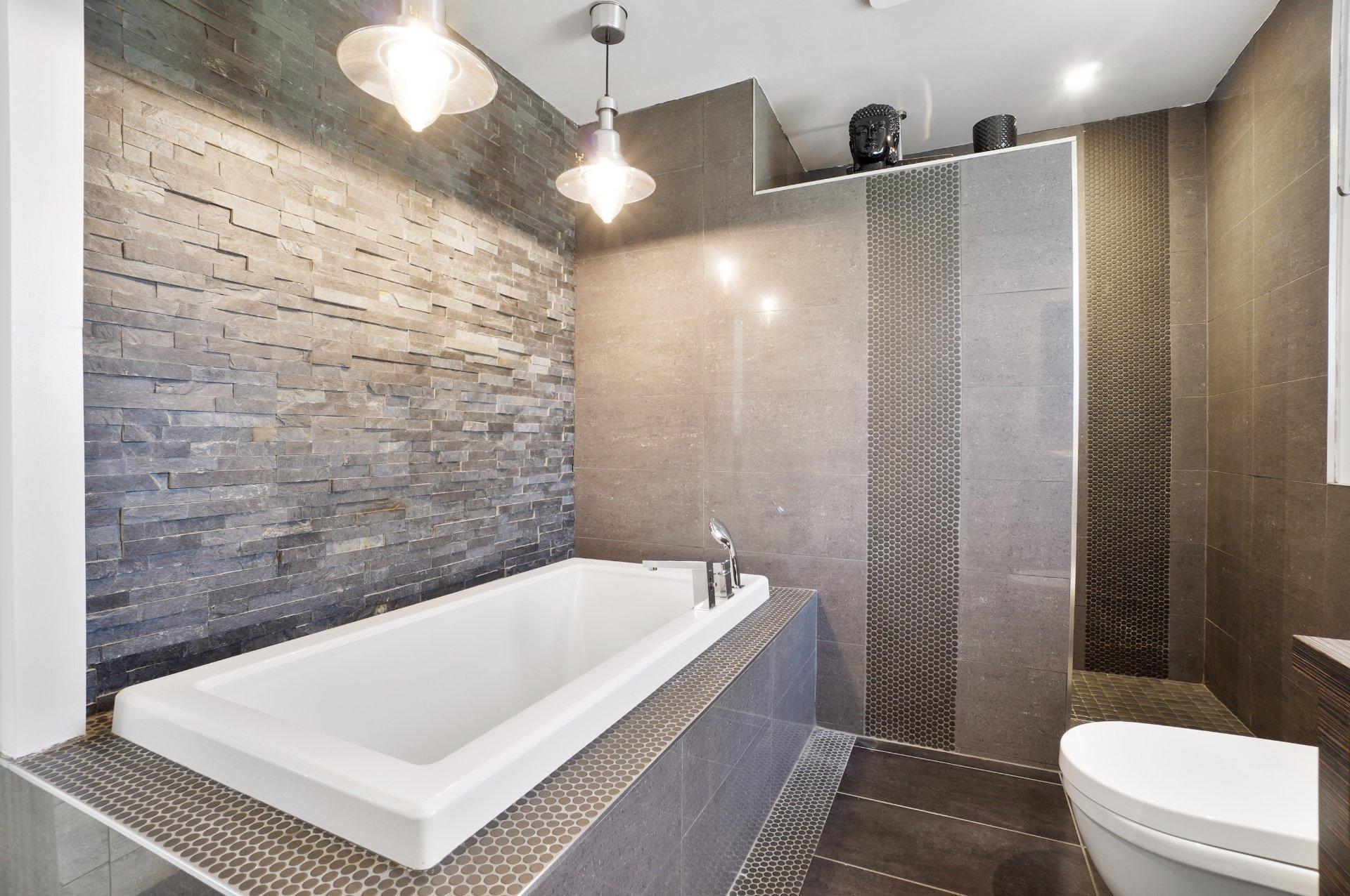 









1B


Rue Olier

,
Saint-Basile-le-Grand,




QC
J3N1L6

