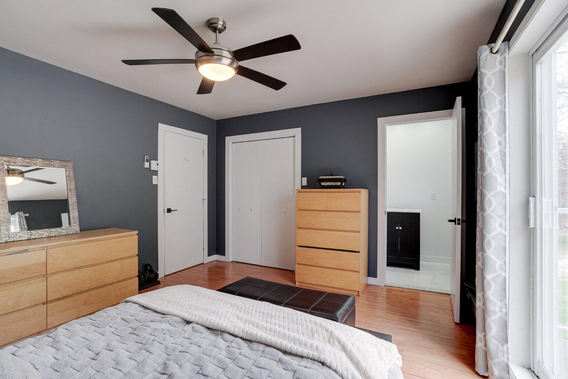 









114


Rue Rudolph

,
Saint-Colomban,




QC
J5K1K7

