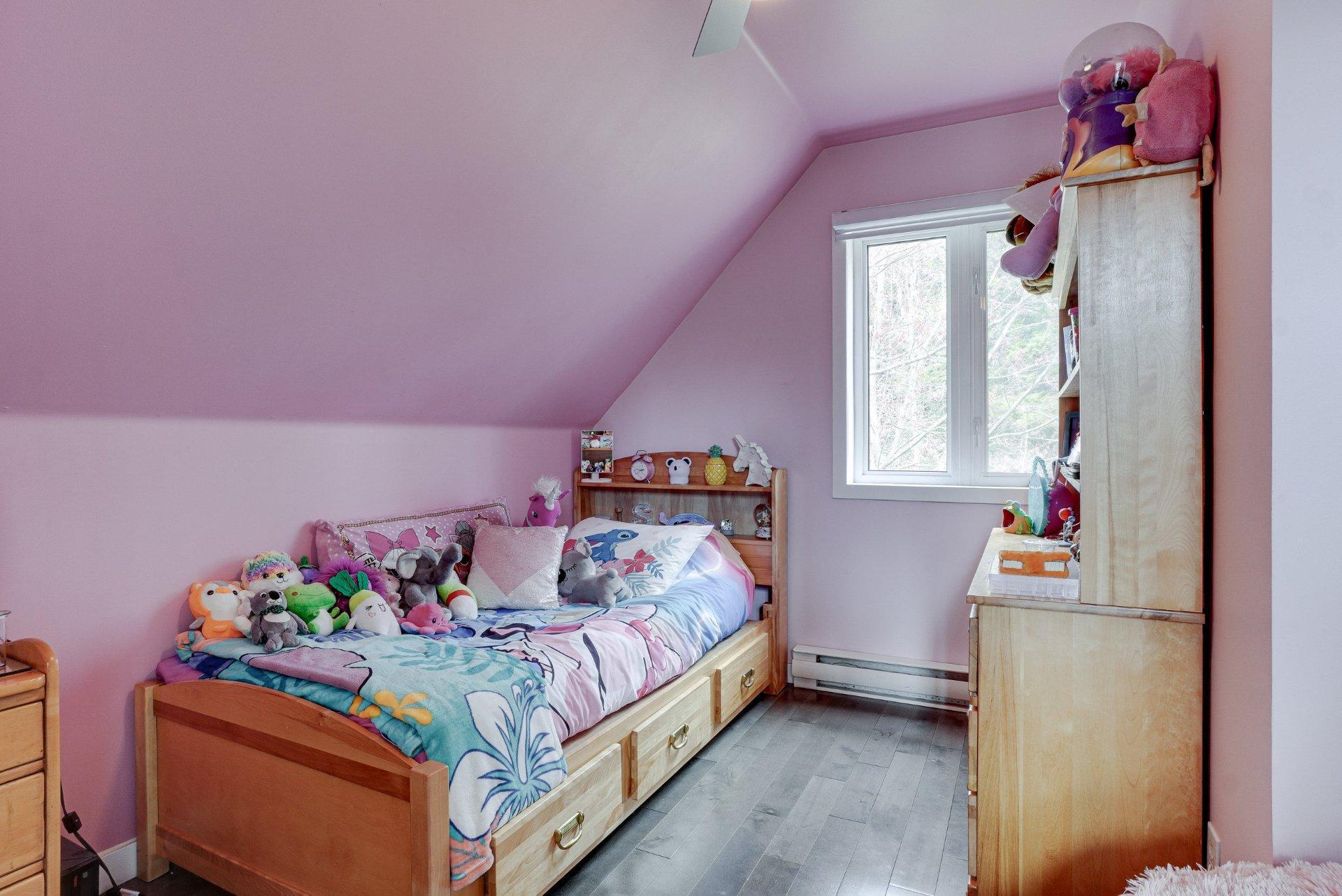 









114


Rue Rudolph

,
Saint-Colomban,




QC
J5K1K7

