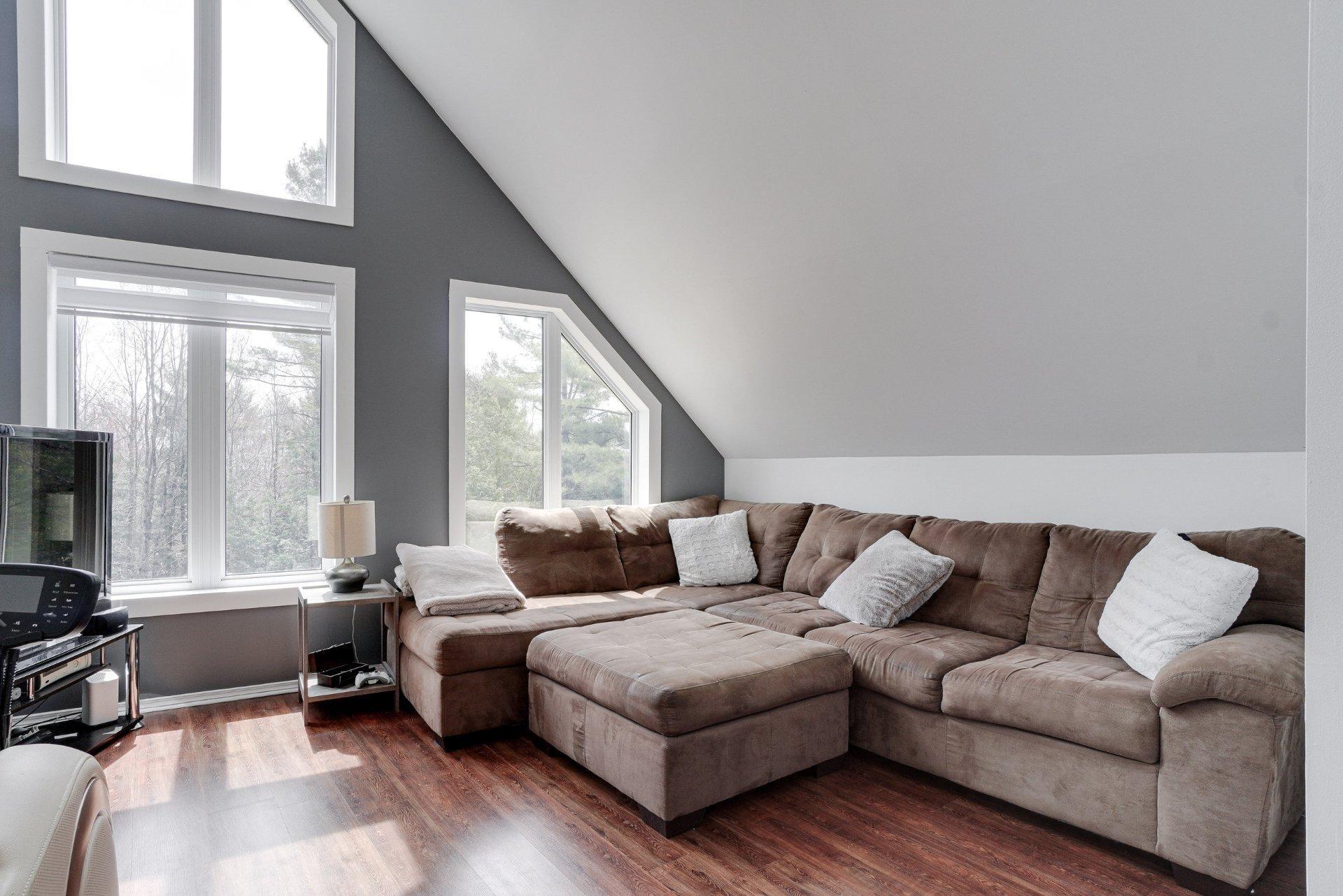 









114


Rue Rudolph

,
Saint-Colomban,




QC
J5K1K7

