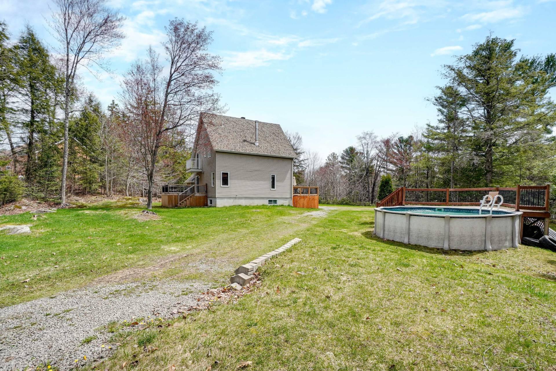 









114


Rue Rudolph

,
Saint-Colomban,




QC
J5K1K7

