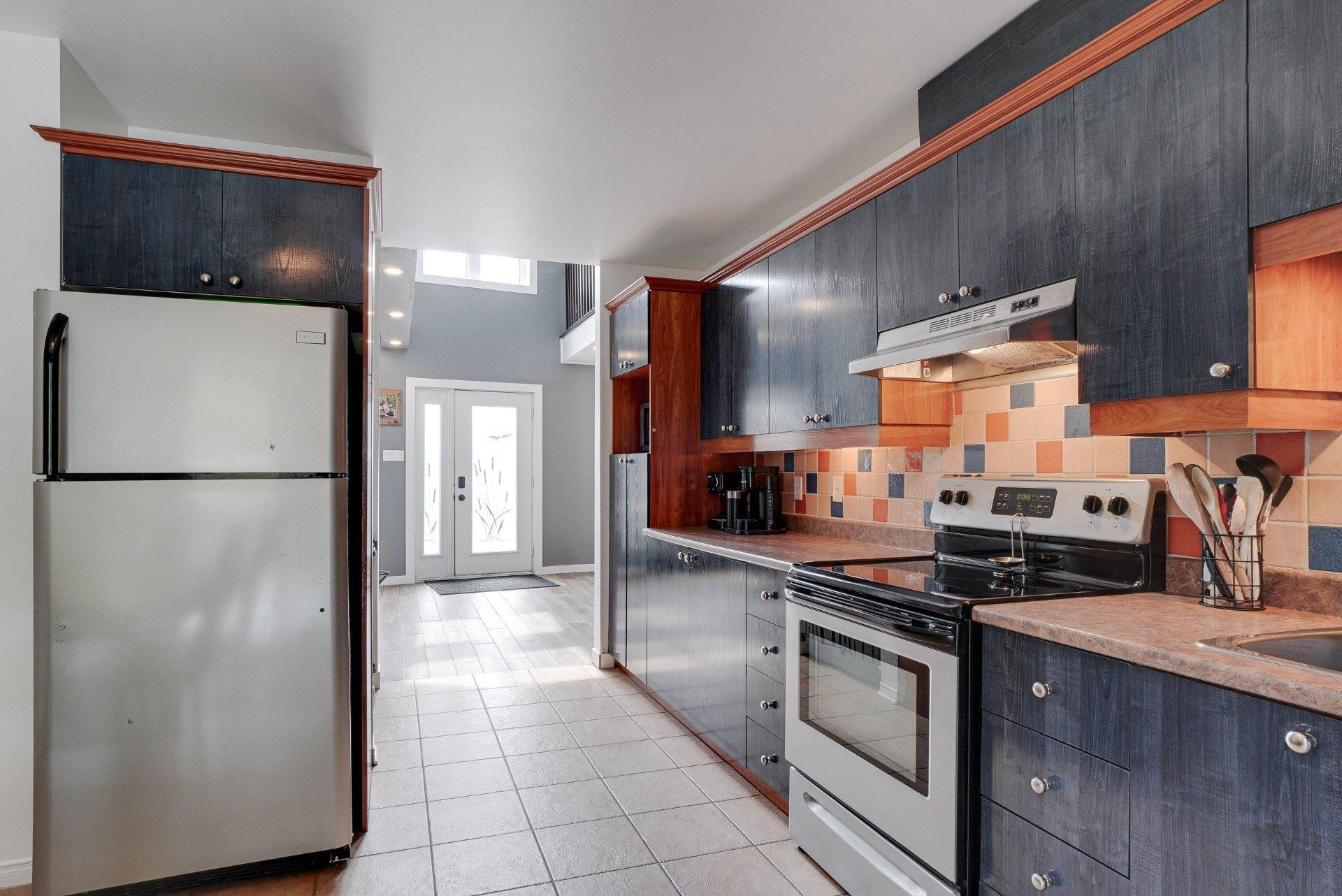 









114


Rue Rudolph

,
Saint-Colomban,




QC
J5K1K7

