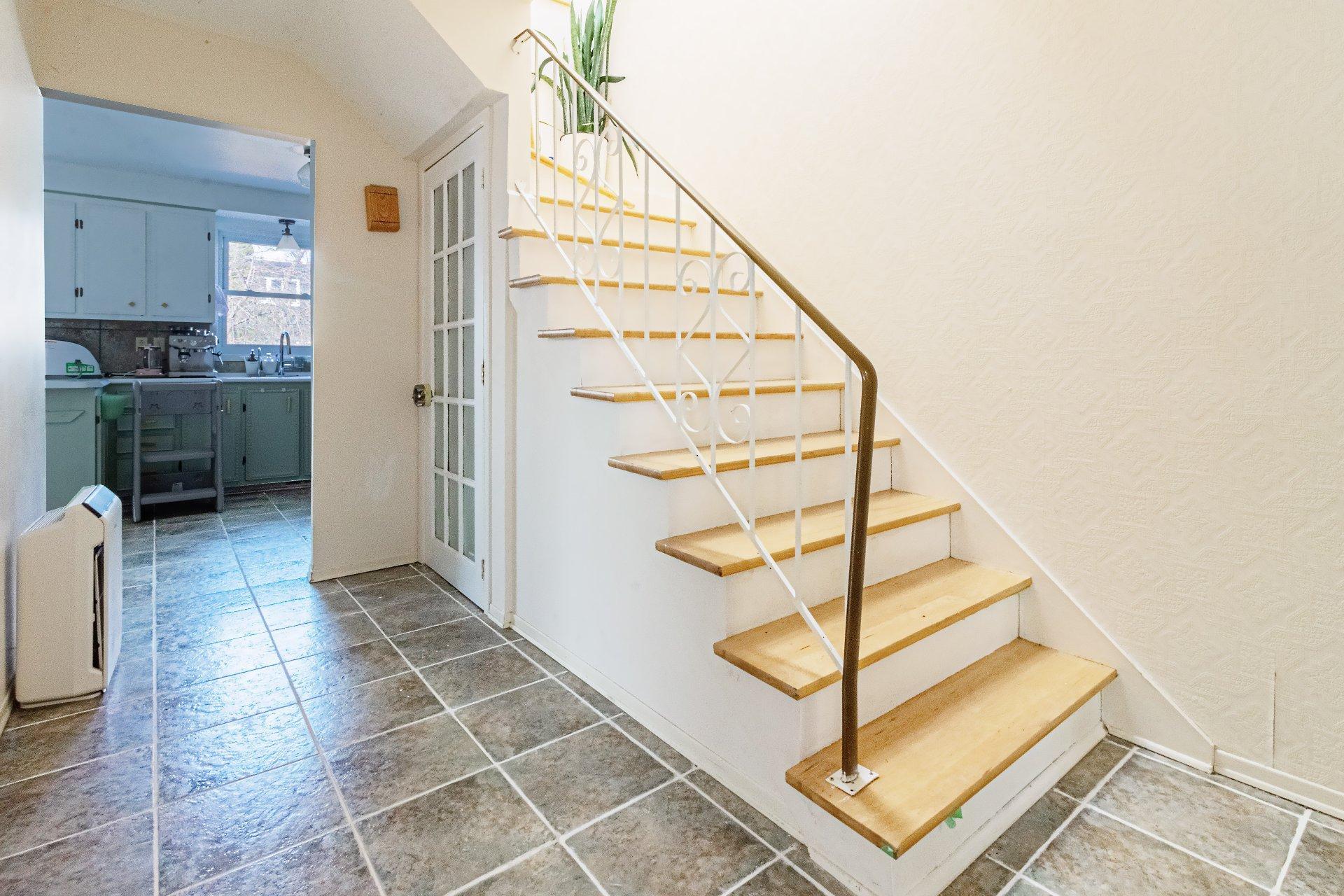 









1200


Rue Pellerin

,
Brossard,




QC
J4W2L3

