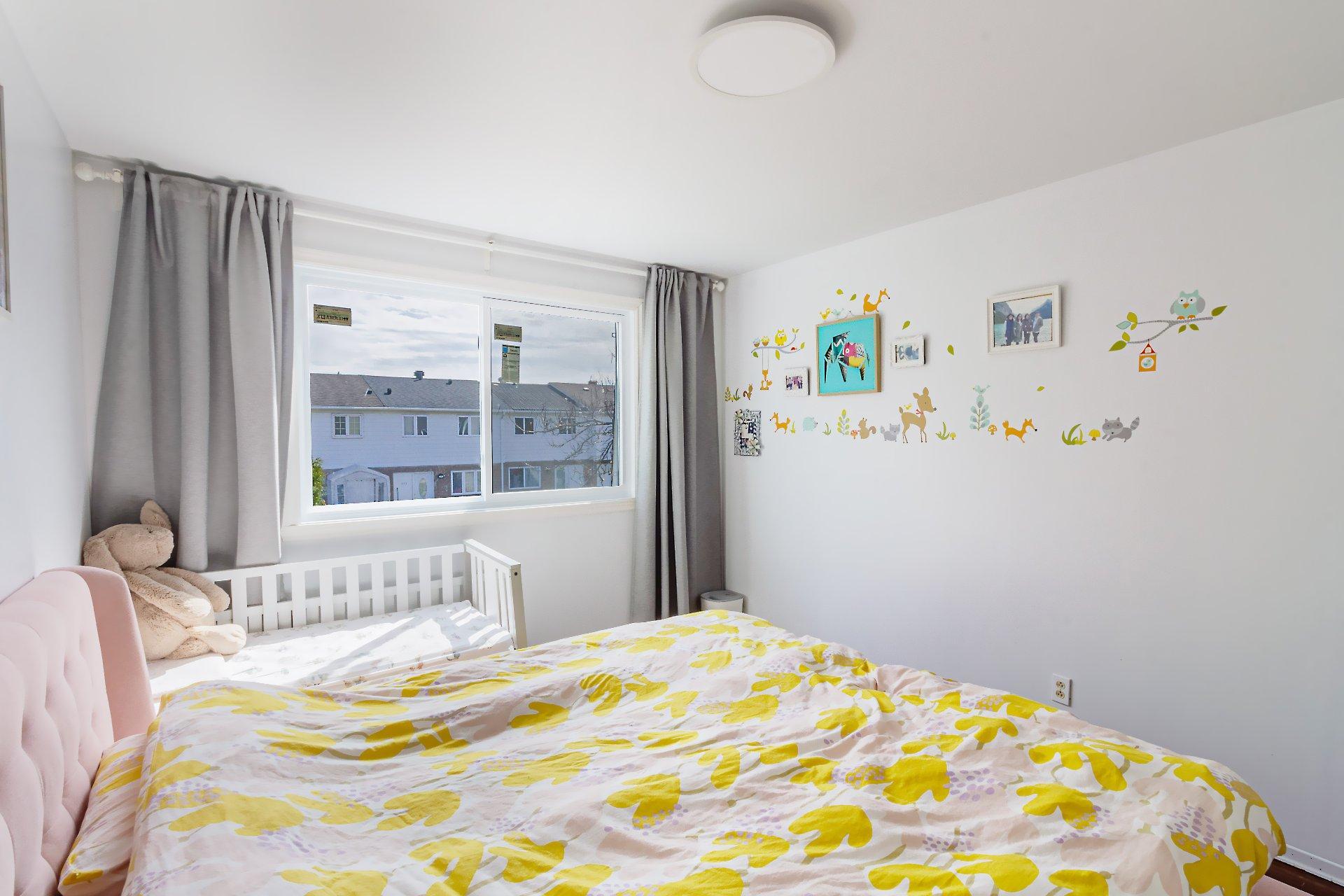 









1200


Rue Pellerin

,
Brossard,




QC
J4W2L3


