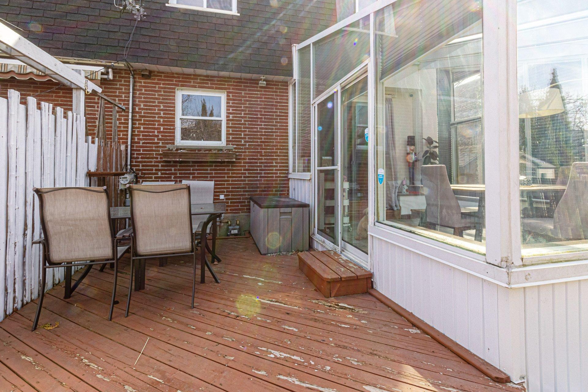 









1200


Rue Pellerin

,
Brossard,




QC
J4W2L3

