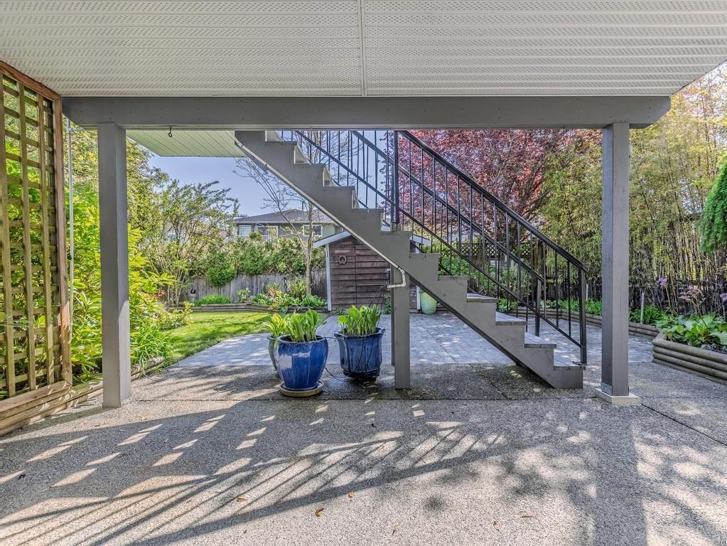 









6413


Lasalle

Rd,
Nanaimo,




BC
V9V 1N6


