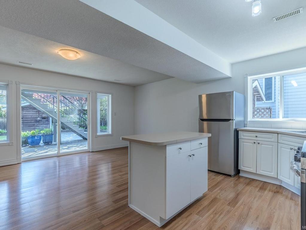 









6413


Lasalle

Rd,
Nanaimo,




BC
V9V 1N6

