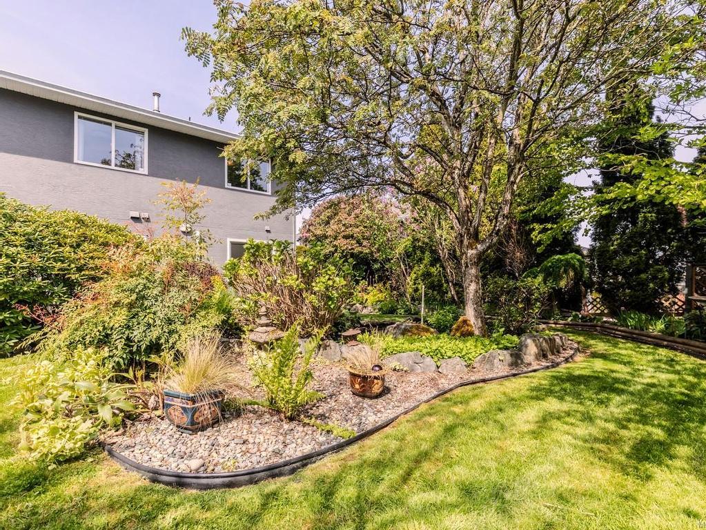 









6413


Lasalle

Rd,
Nanaimo,




BC
V9V 1N6

