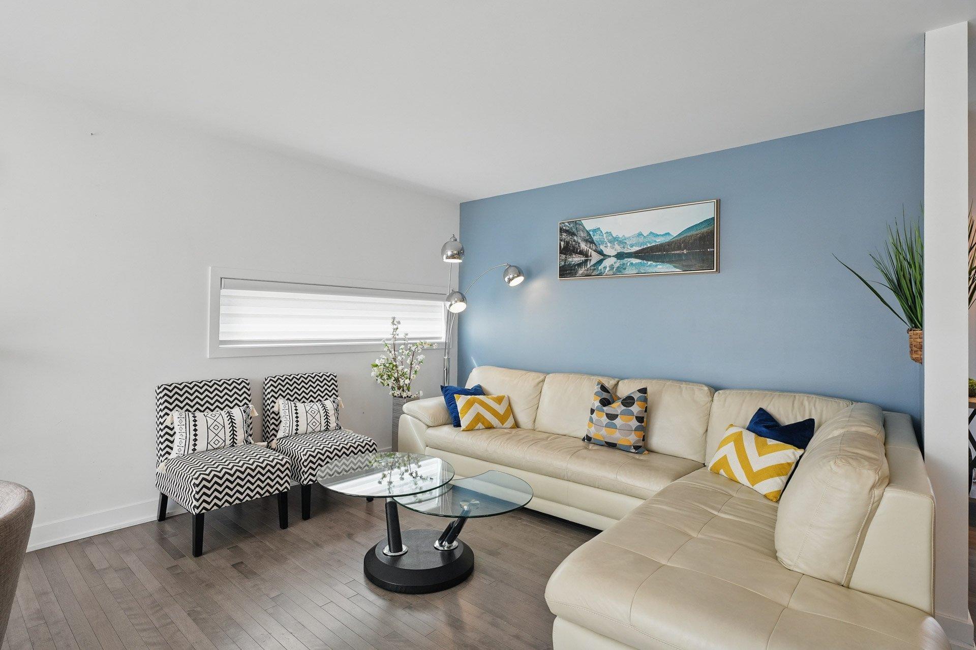 









47


Rue d'Anvers

,
Gatineau (Aylmer),




QC
J9J3J2

