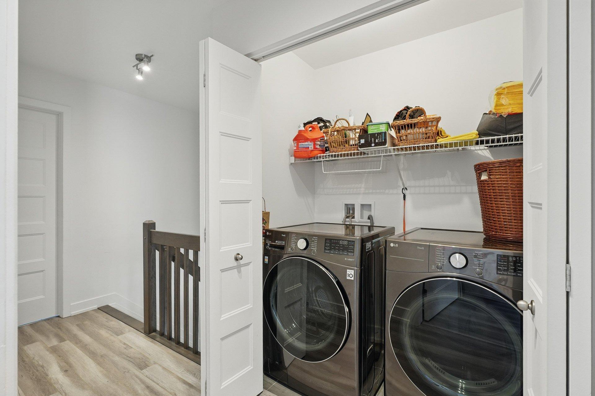 









47


Rue d'Anvers

,
Gatineau (Aylmer),




QC
J9J3J2

