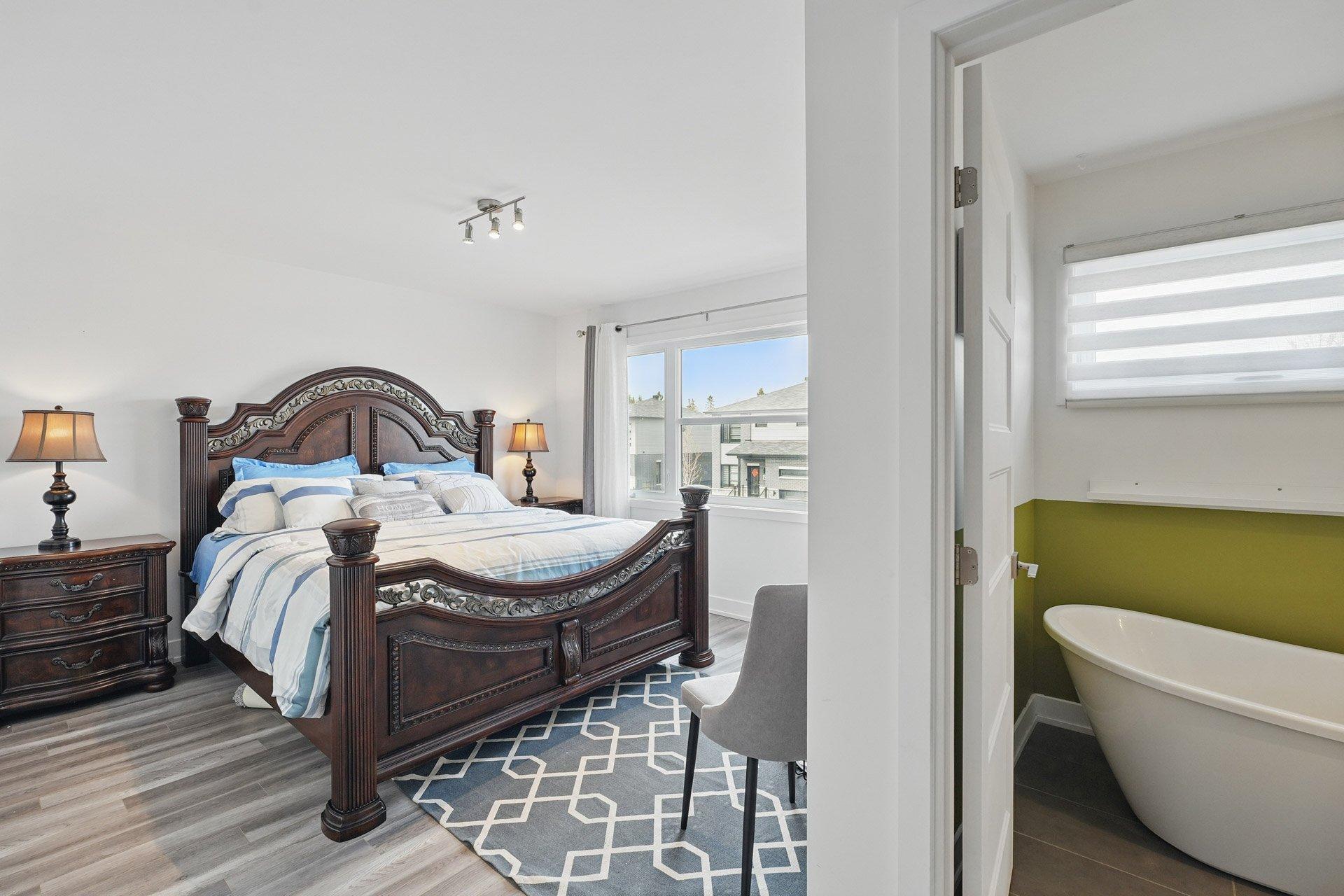 









47


Rue d'Anvers

,
Gatineau (Aylmer),




QC
J9J3J2

