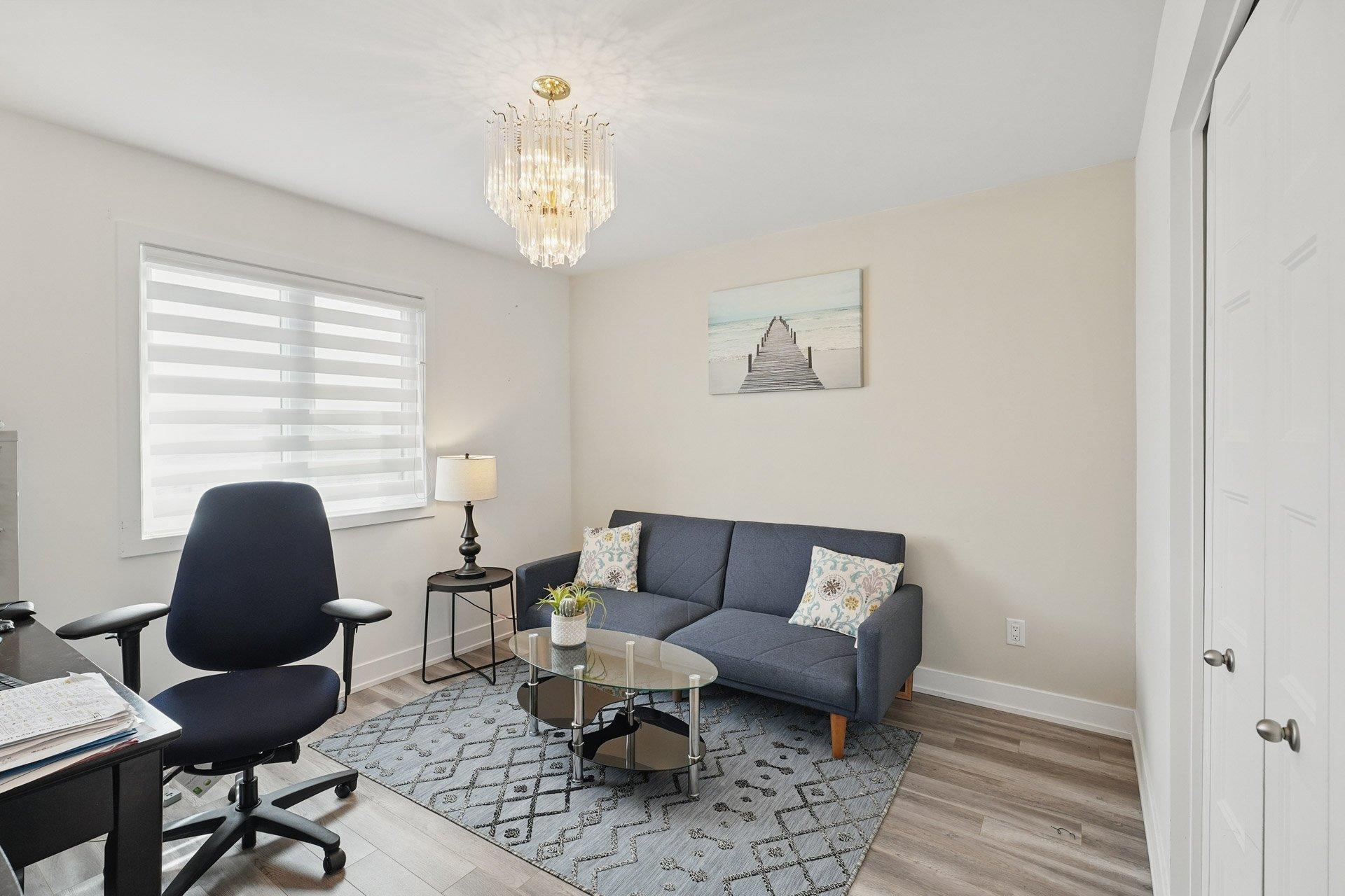 









47


Rue d'Anvers

,
Gatineau (Aylmer),




QC
J9J3J2

