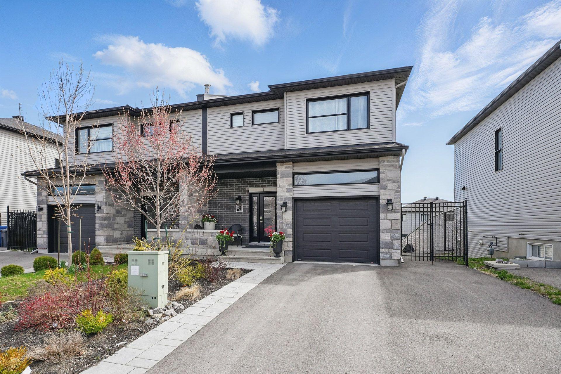 









47


Rue d'Anvers

,
Gatineau (Aylmer),




QC
J9J3J2

