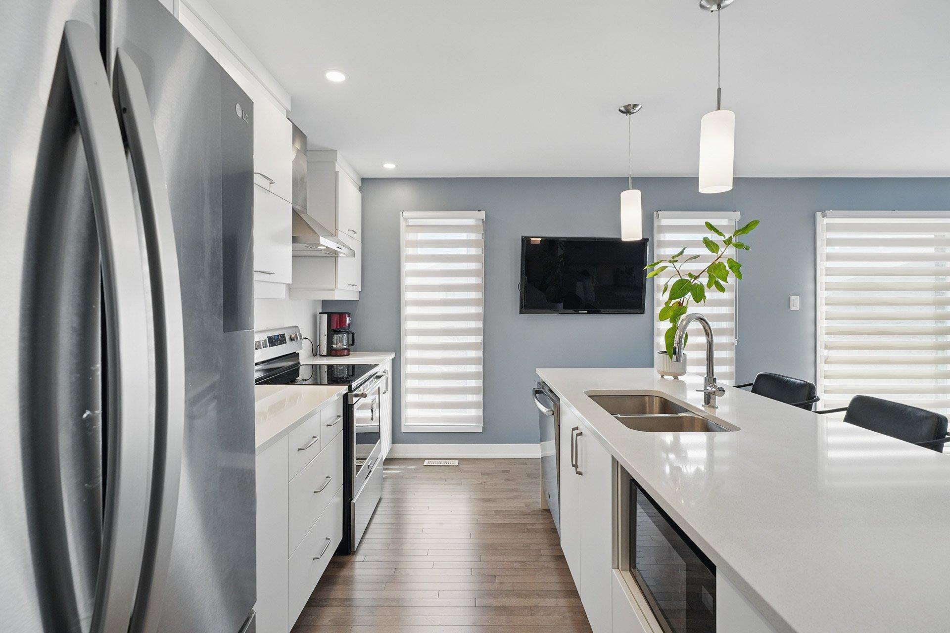 









47


Rue d'Anvers

,
Gatineau (Aylmer),




QC
J9J3J2

