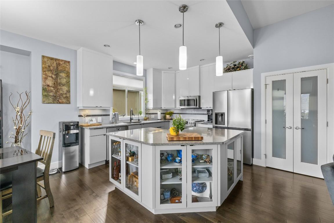 









3825


Acacia

Lane,
West Kelowna,




BC
V4T 3M1

