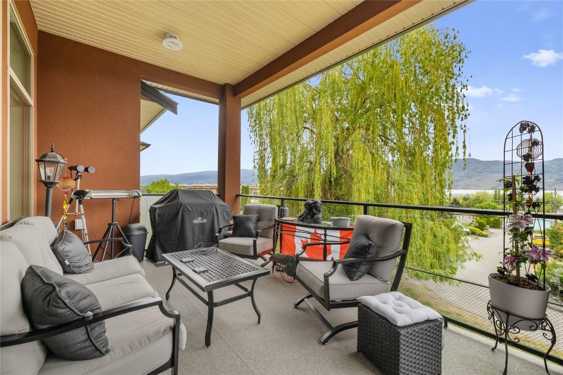 









3825


Acacia

Lane,
West Kelowna,




BC
V4T 3M1

