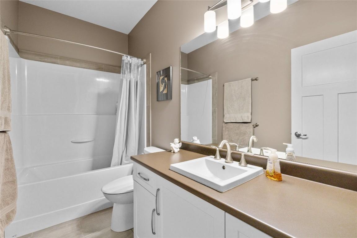 









3825


Acacia

Lane,
West Kelowna,




BC
V4T 3M1

