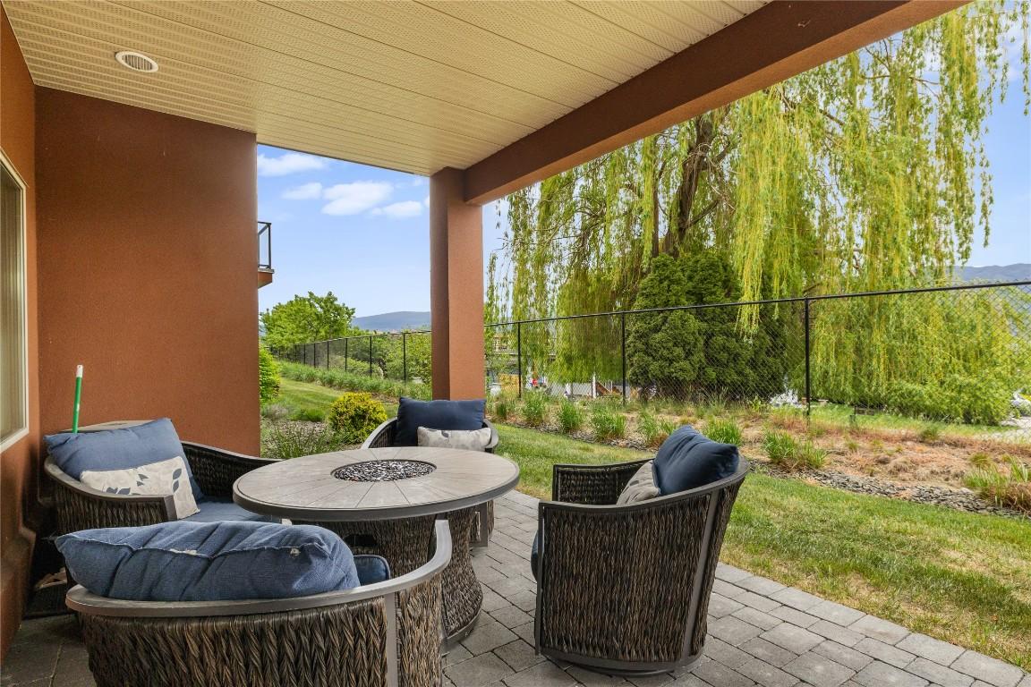 









3825


Acacia

Lane,
West Kelowna,




BC
V4T 3M1

