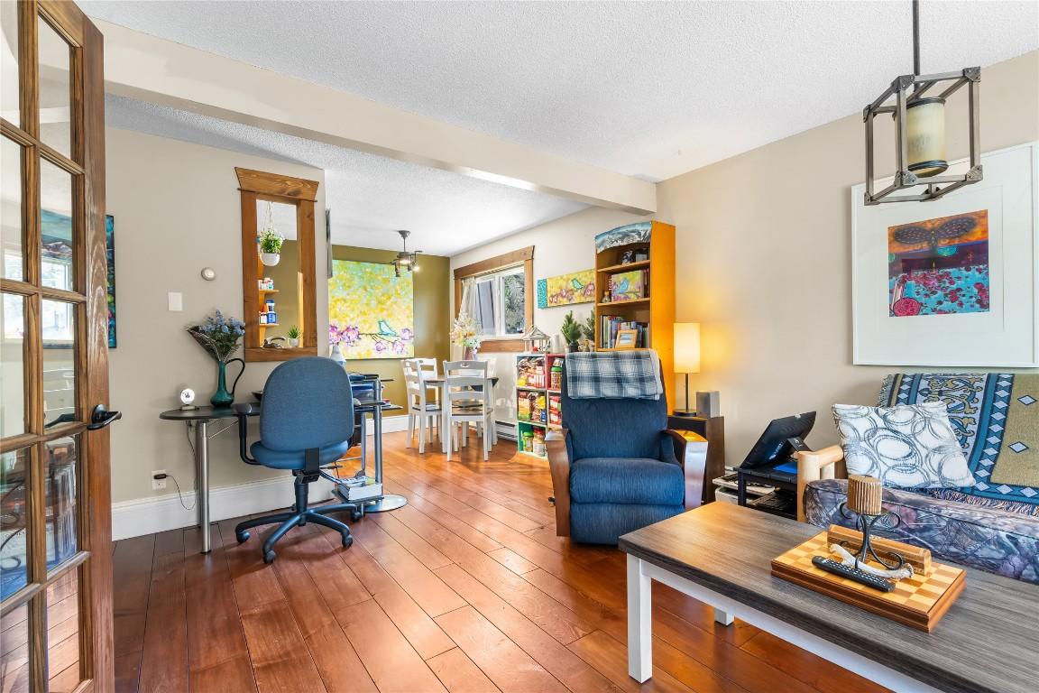 









610


Knighton Road

, 6,
Kimberley,




BC
V1A 2Y4

