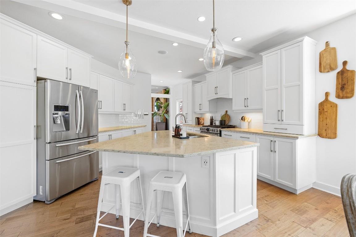 









1185


Peak Point

Drive,
West Kelowna,




BC
V1Z 4A9

