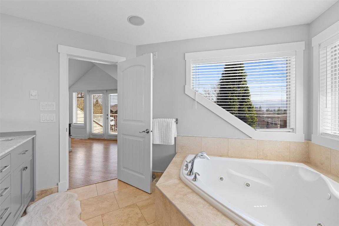 









1185


Peak Point

Drive,
West Kelowna,




BC
V1Z 4A9

