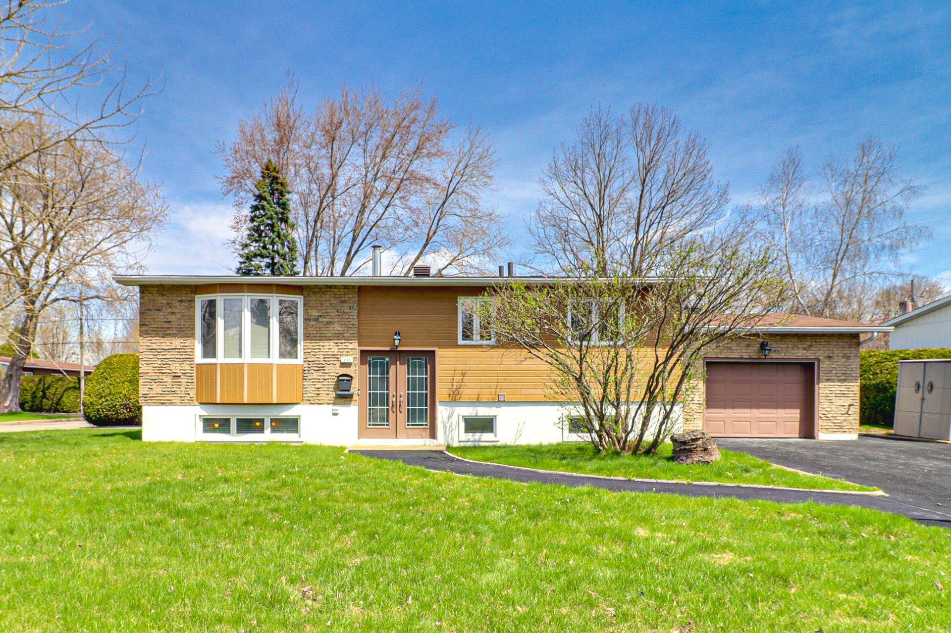 









237


Rue Liébert

,
Repentigny (Repentigny),




QC
J6A5P6

