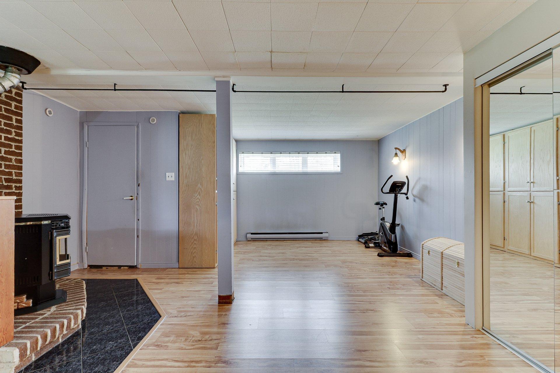 









237


Rue Liébert

,
Repentigny (Repentigny),




QC
J6A5P6


