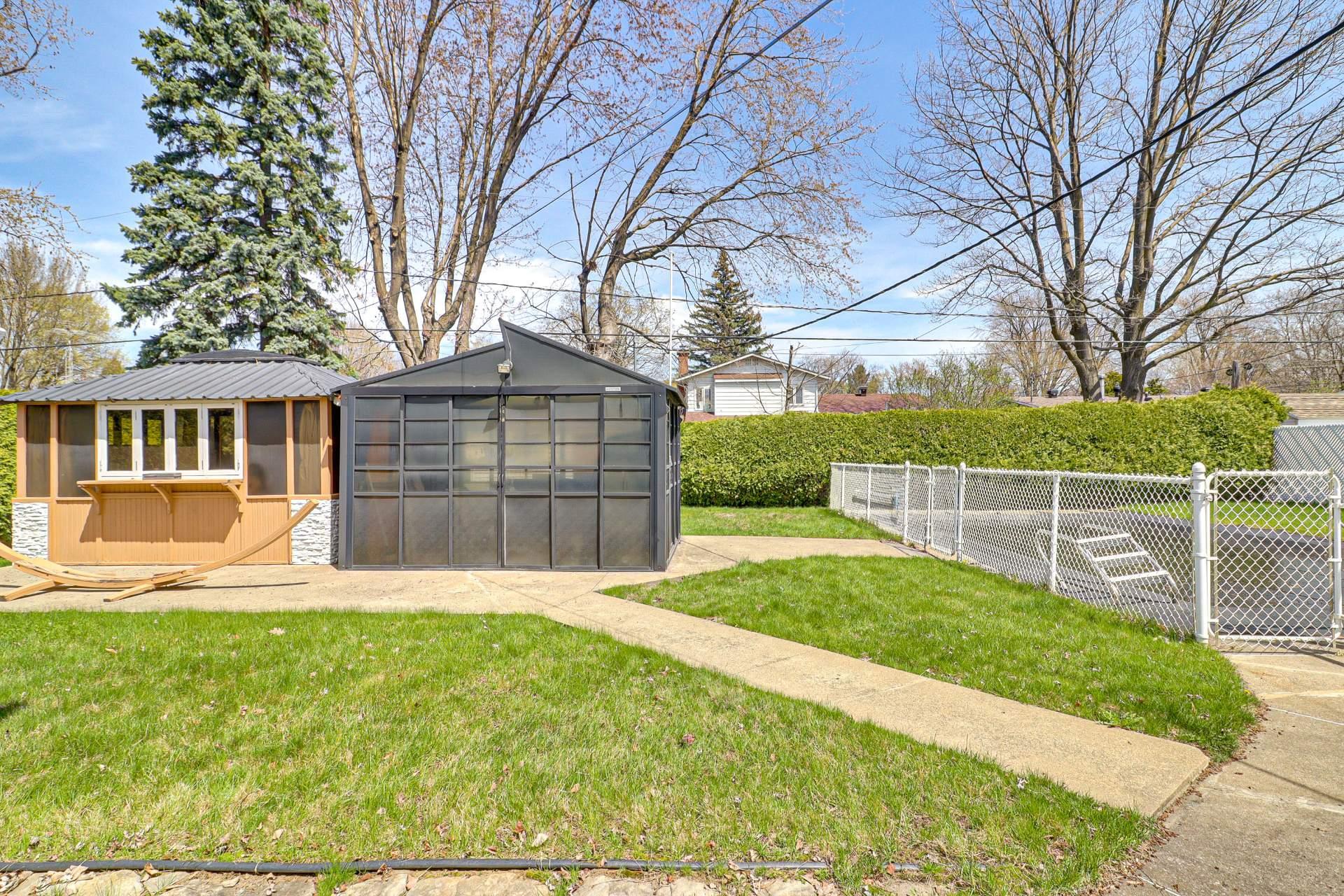 









237


Rue Liébert

,
Repentigny (Repentigny),




QC
J6A5P6

