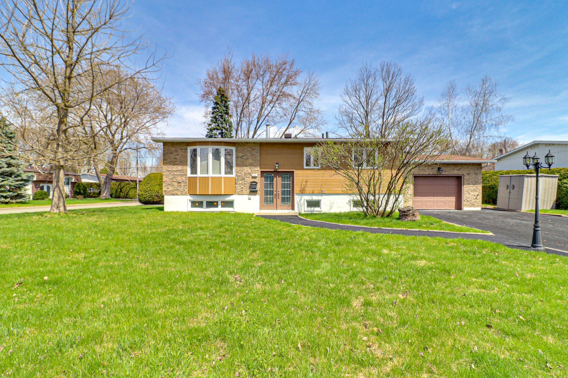 









237


Rue Liébert

,
Repentigny (Repentigny),




QC
J6A5P6

