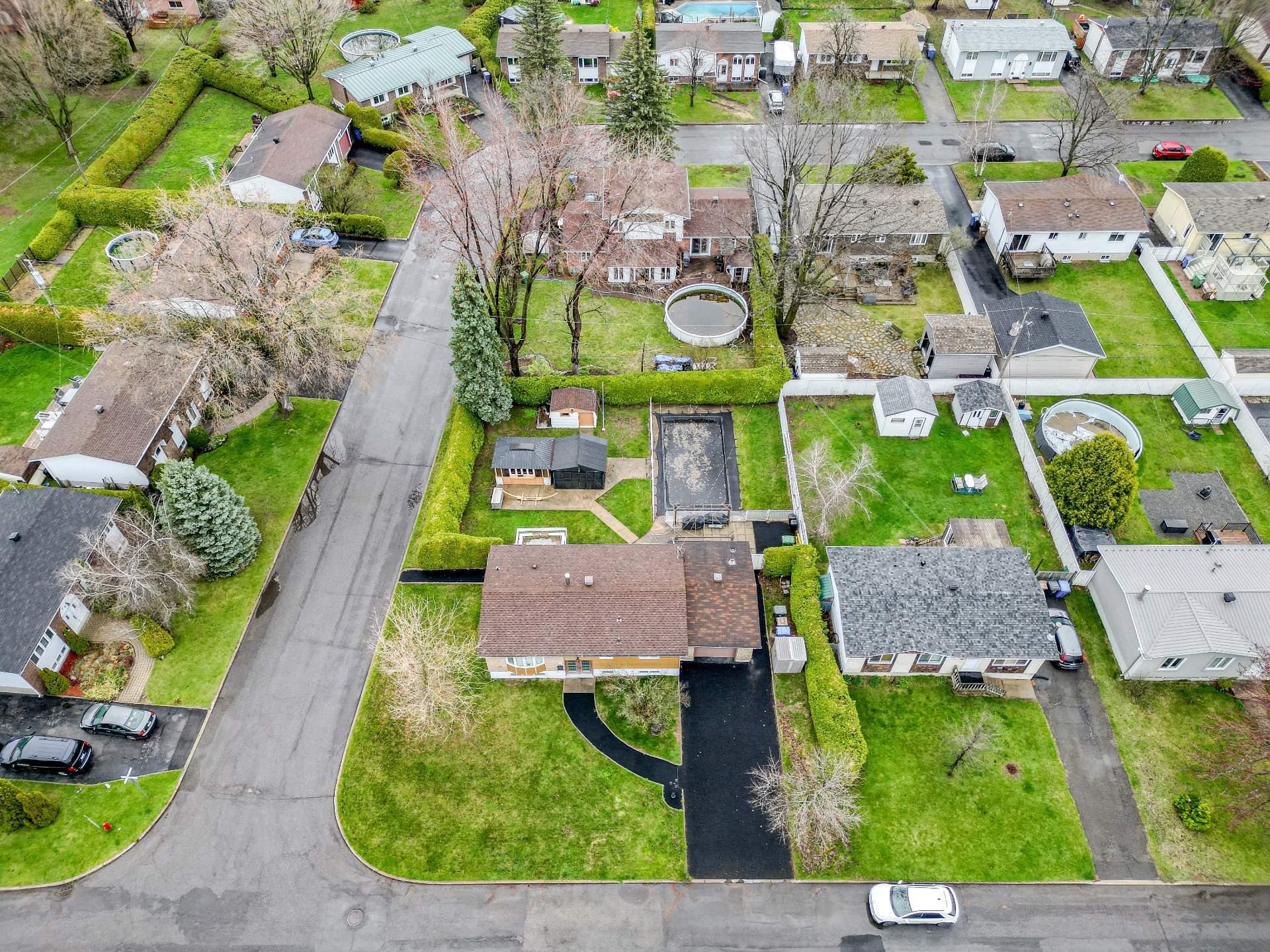 









237


Rue Liébert

,
Repentigny (Repentigny),




QC
J6A5P6


