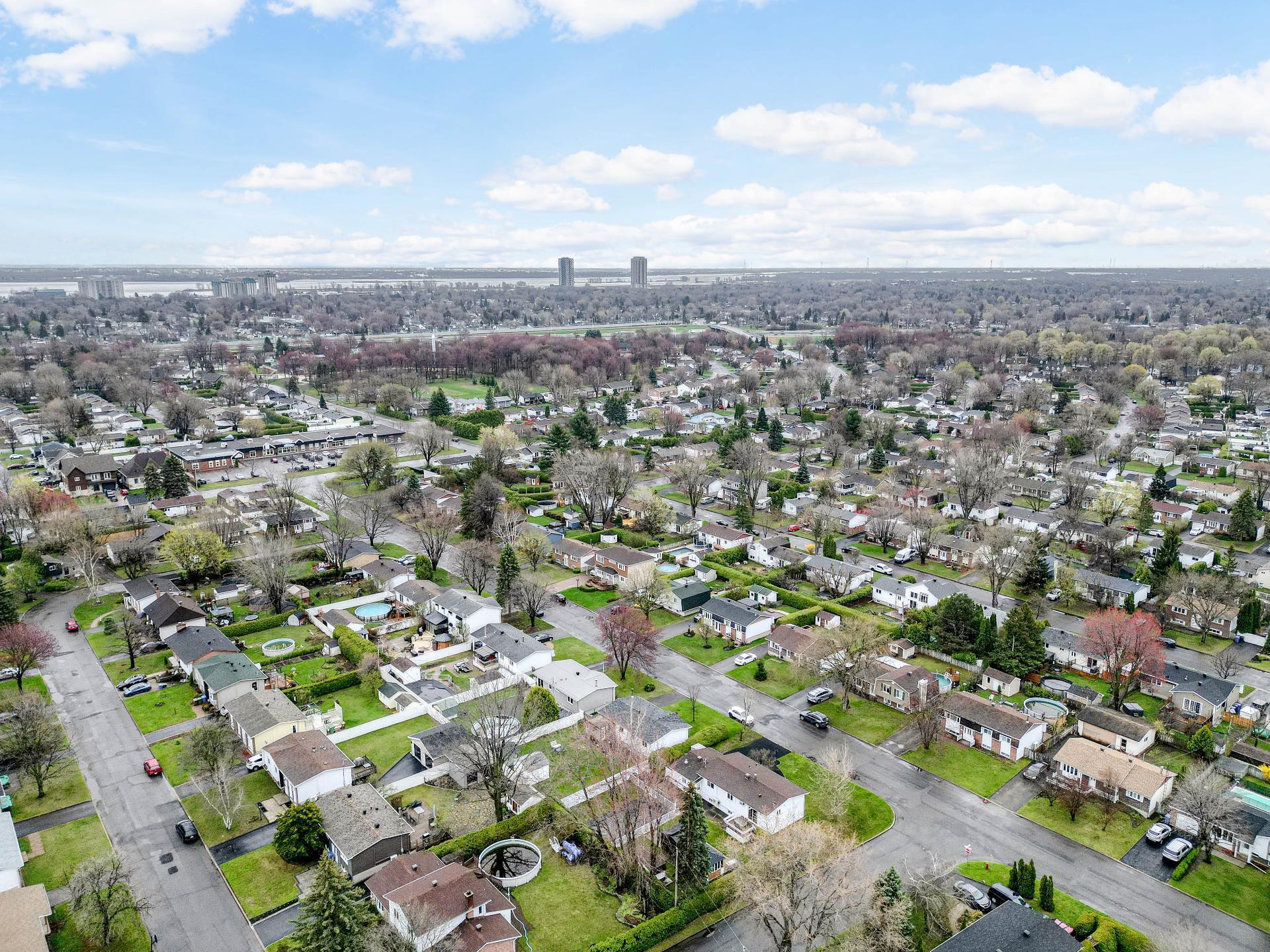 









237


Rue Liébert

,
Repentigny (Repentigny),




QC
J6A5P6

