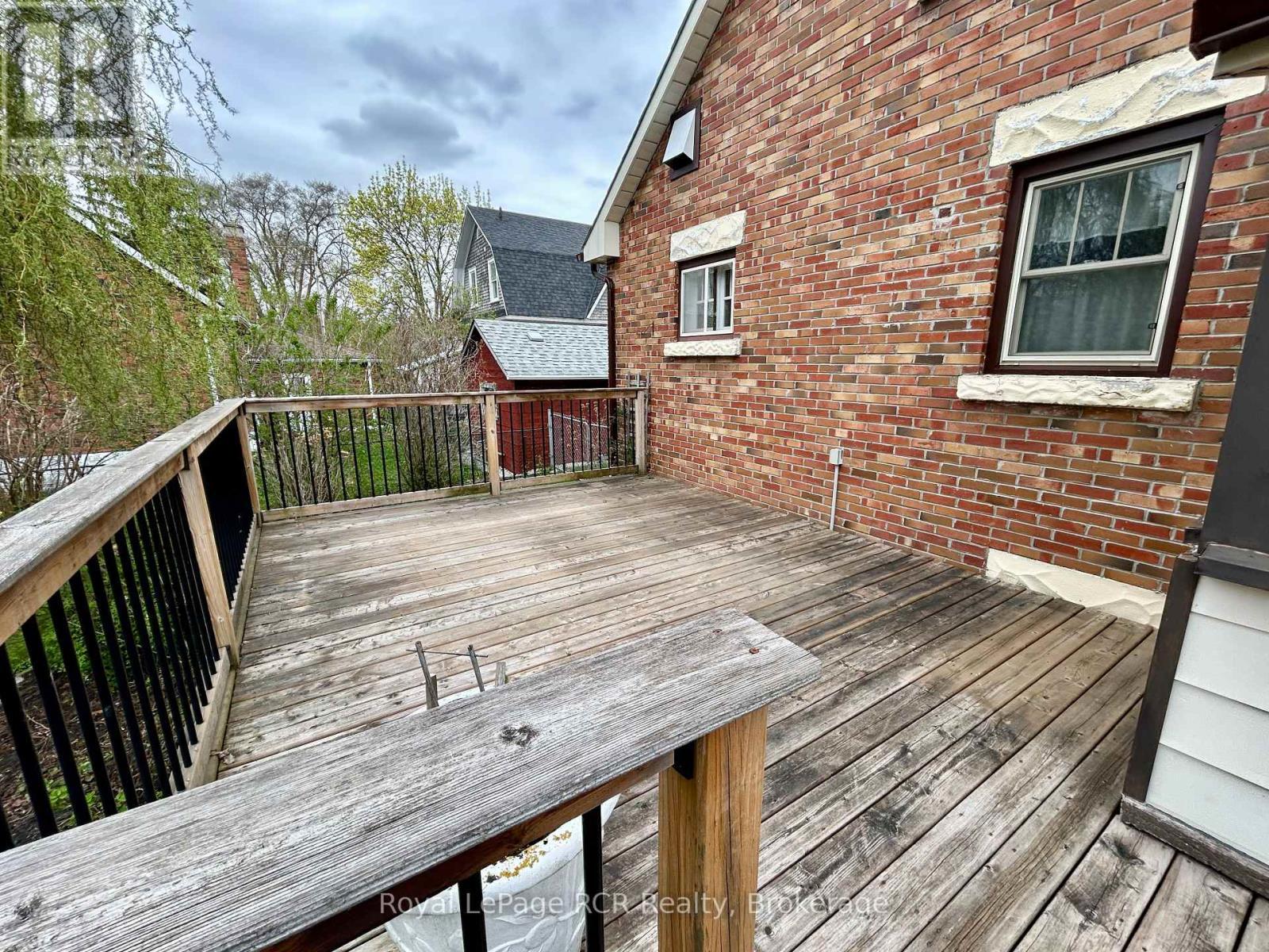 












311 12TH STREET

,
Hanover,




Ontario
N4N1V5

