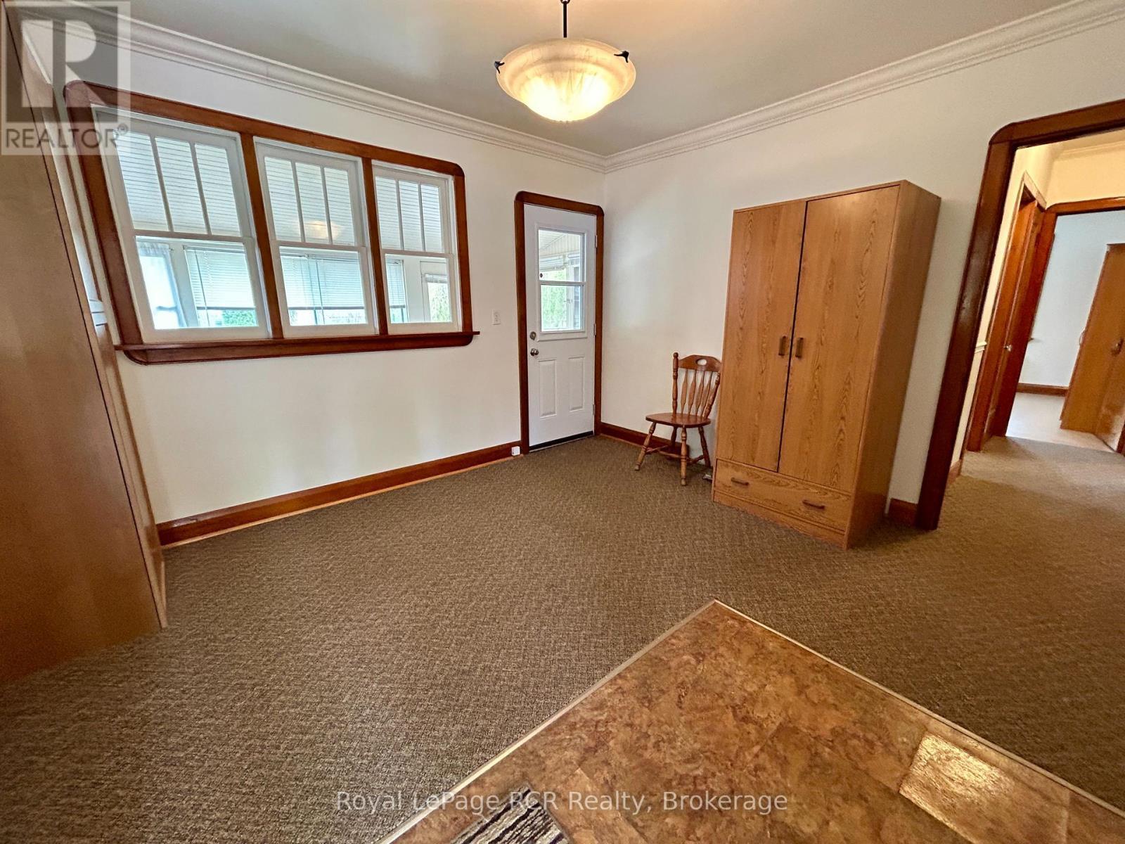 












311 12TH STREET

,
Hanover,




Ontario
N4N1V5

