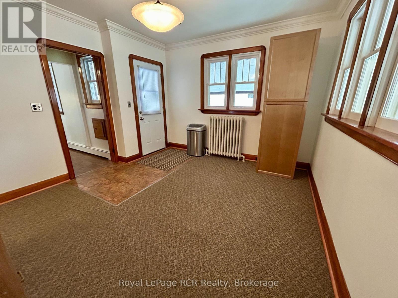 












311 12TH STREET

,
Hanover,




Ontario
N4N1V5

