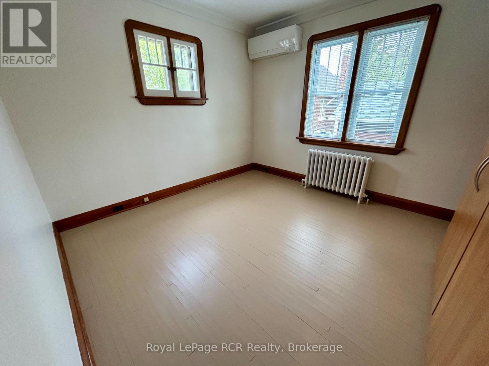 












311 12TH STREET

,
Hanover,




Ontario
N4N1V5

