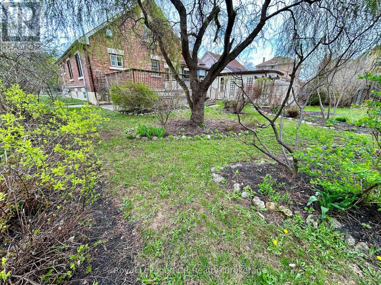 












311 12TH STREET

,
Hanover,




Ontario
N4N1V5


