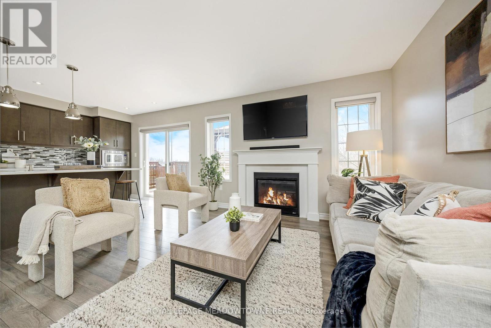 












307 YATES DRIVE

,
Milton,




Ontario
L9T2Y4


