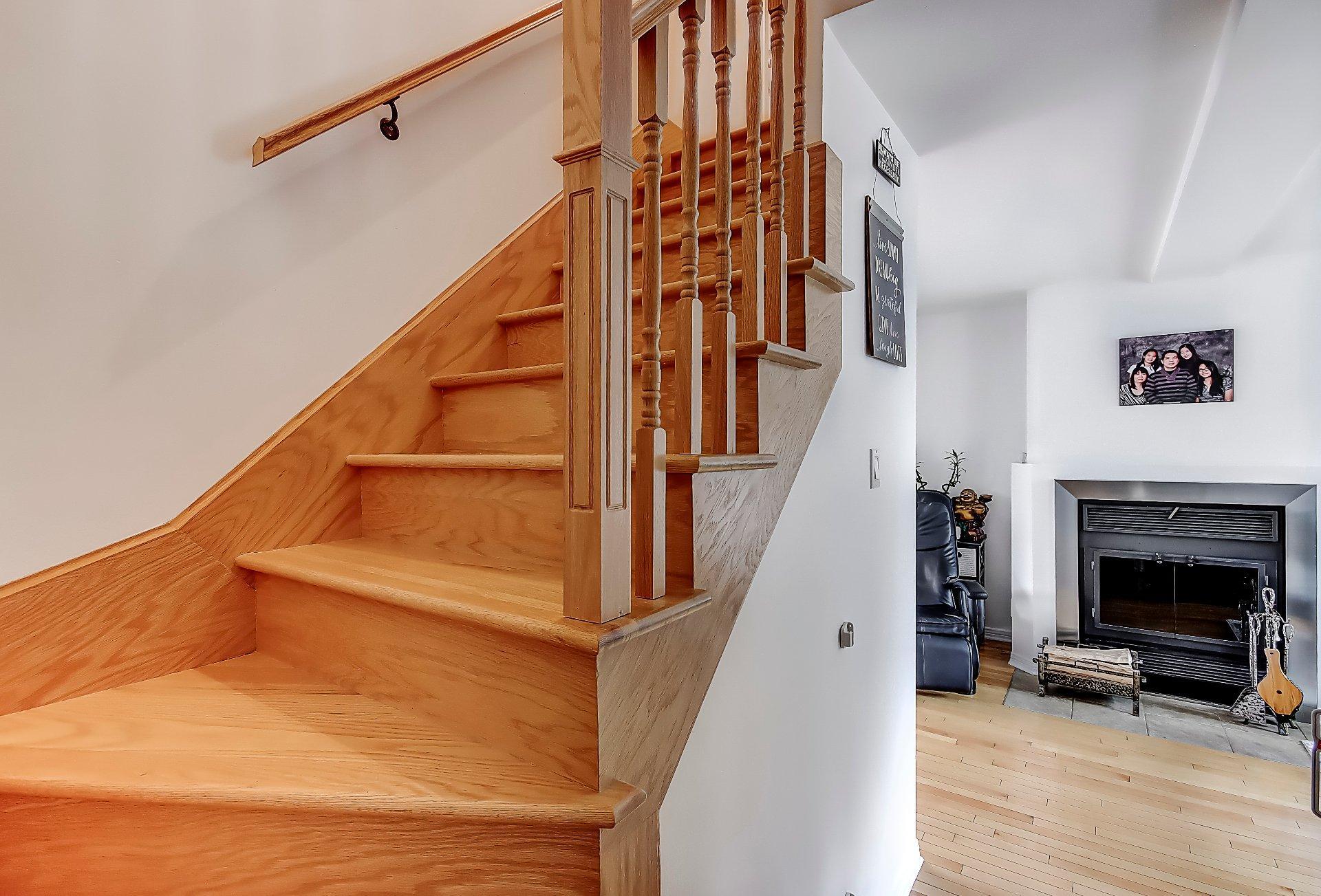 









117


Rue Lalemant

,
Longueuil (Le Vieux-Longueuil),




QC
J4G1V2


