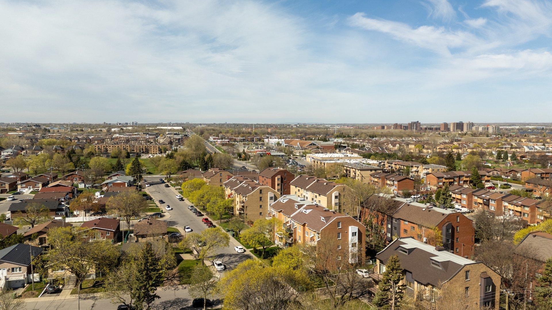 









7910


Av. René-Descartes

,
Montréal (Rivière-des-Prairies/Pointe-aux-Trembles),




QC
H1E3J1

