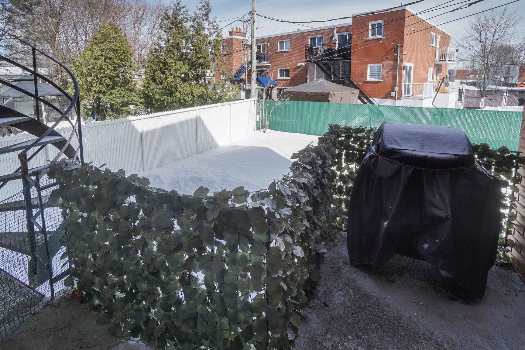 









2915

 - 2919


Rue Dugas

,
Longueuil (Le Vieux-Longueuil),




QC
J4L3L6

