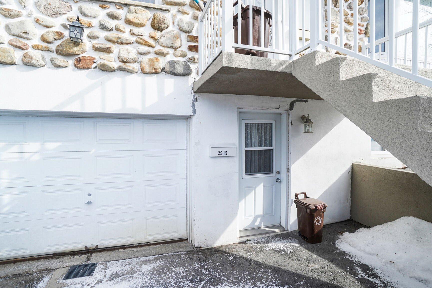 









2915

 - 2919


Rue Dugas

,
Longueuil (Le Vieux-Longueuil),




QC
J4L3L6


