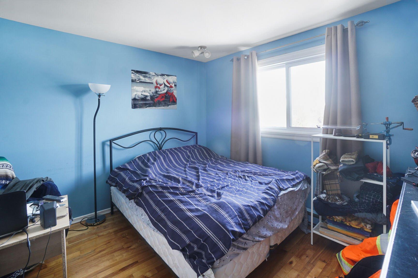 









2915

 - 2919


Rue Dugas

,
Longueuil (Le Vieux-Longueuil),




QC
J4L3L6

