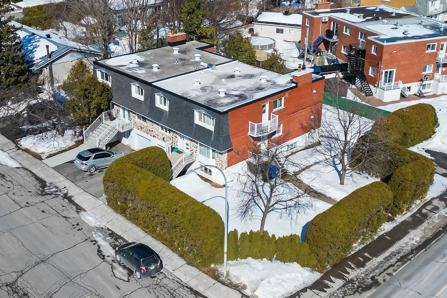









2915

 - 2919


Rue Dugas

,
Longueuil (Le Vieux-Longueuil),




QC
J4L3L6

