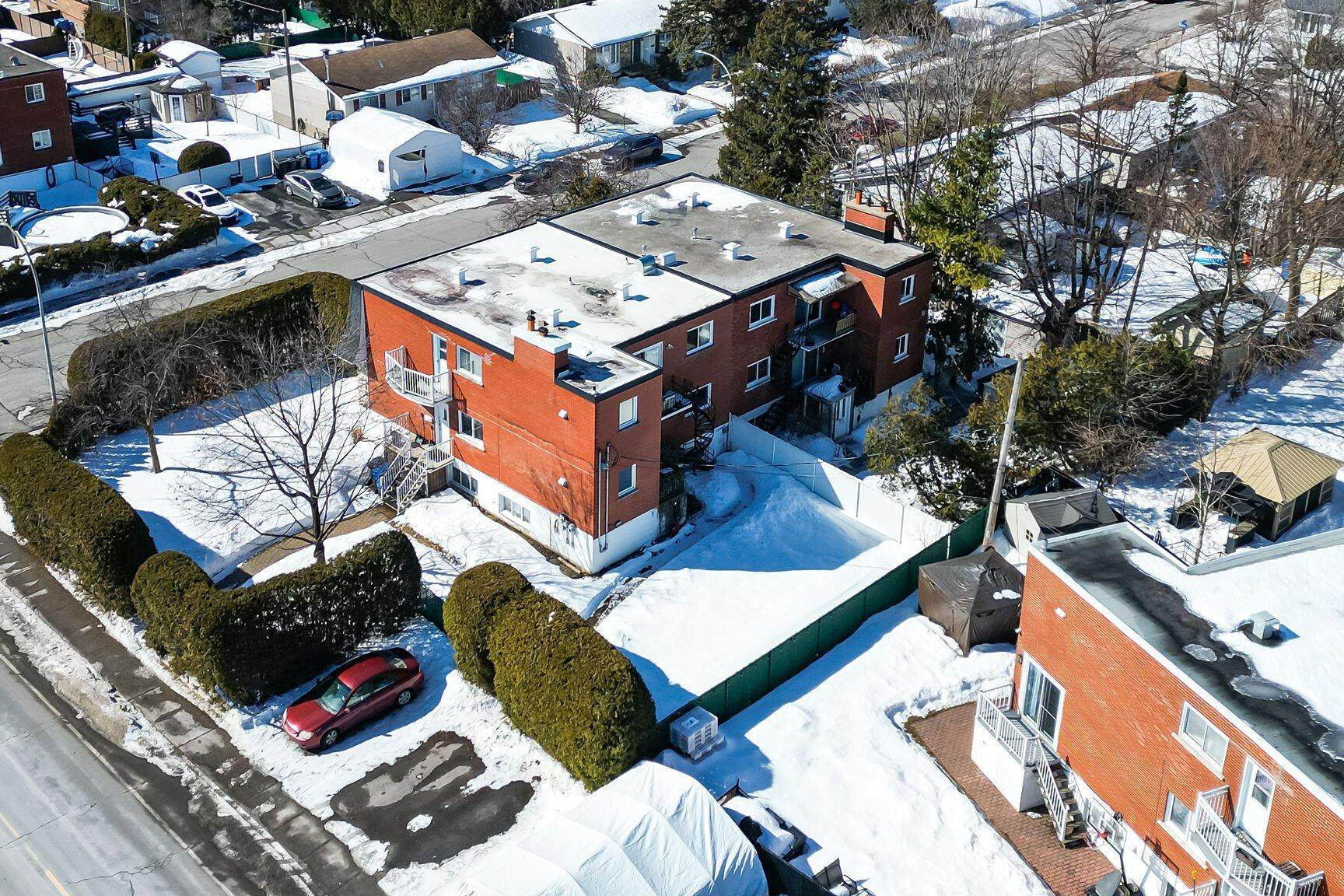 









2915

 - 2919


Rue Dugas

,
Longueuil (Le Vieux-Longueuil),




QC
J4L3L6

