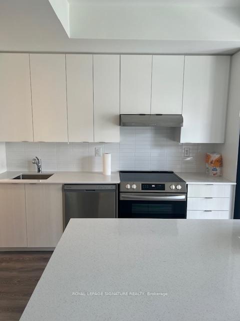 









135


Canon Jackson

Drive, 310,
Toronto,




ON
M6M 0C3

