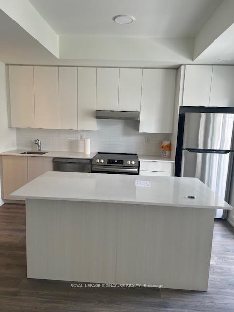 









135


Canon Jackson

Drive, 310,
Toronto,




ON
M6M 0C3

