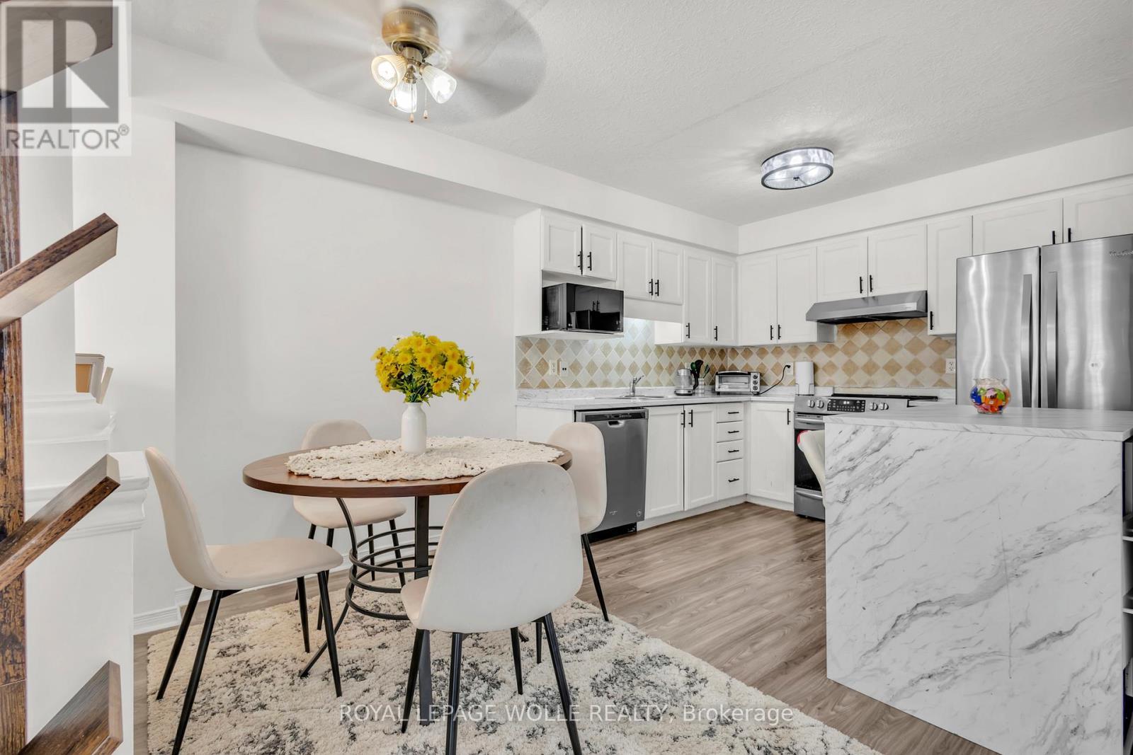 












18 DONNENWERTH DRIVE

,
Kitchener,




Ontario
N2E3X2

