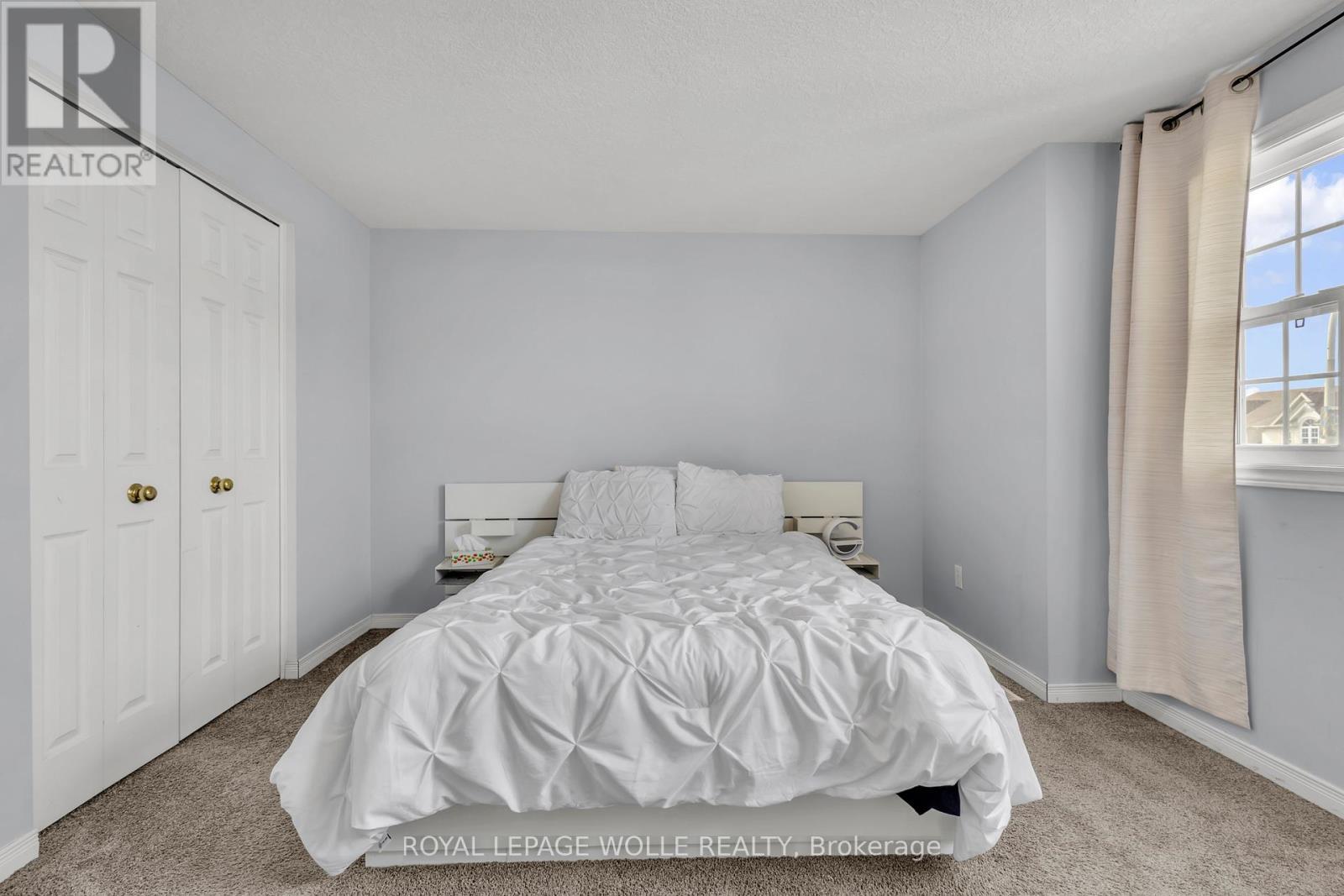 












18 DONNENWERTH DRIVE

,
Kitchener,




Ontario
N2E3X2

