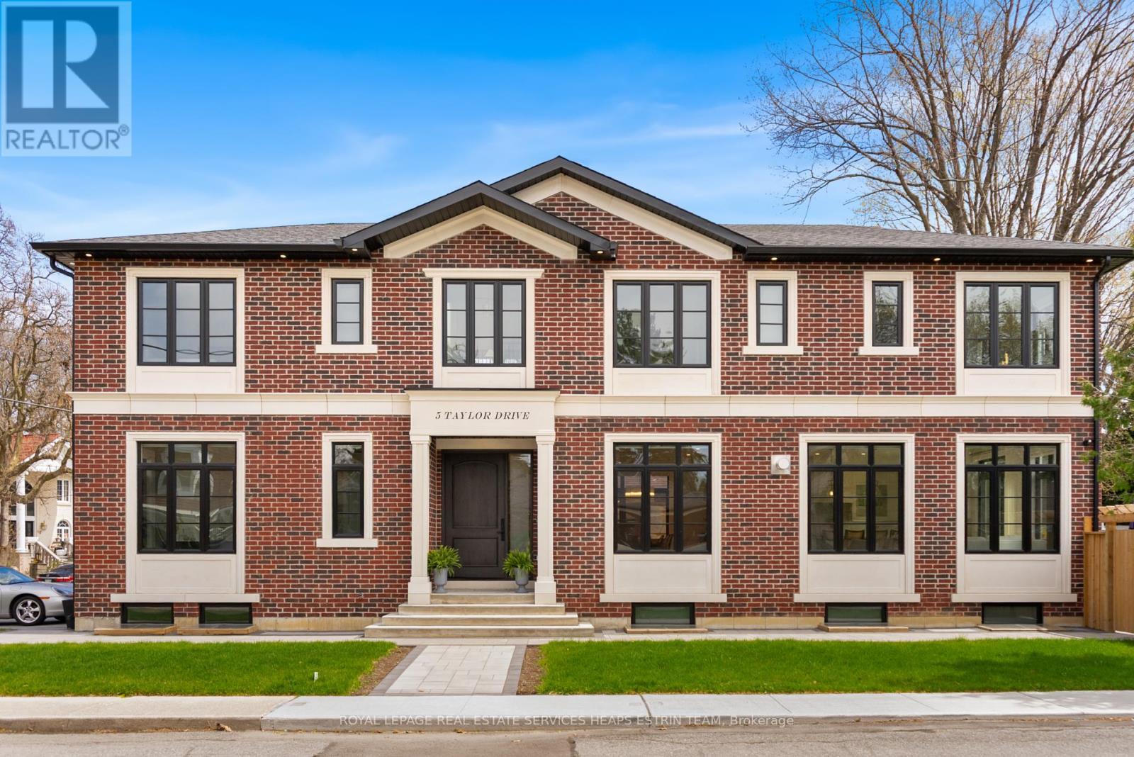 












5 TAYLOR DRIVE

,
Toronto,




Ontario
M4C3B4

